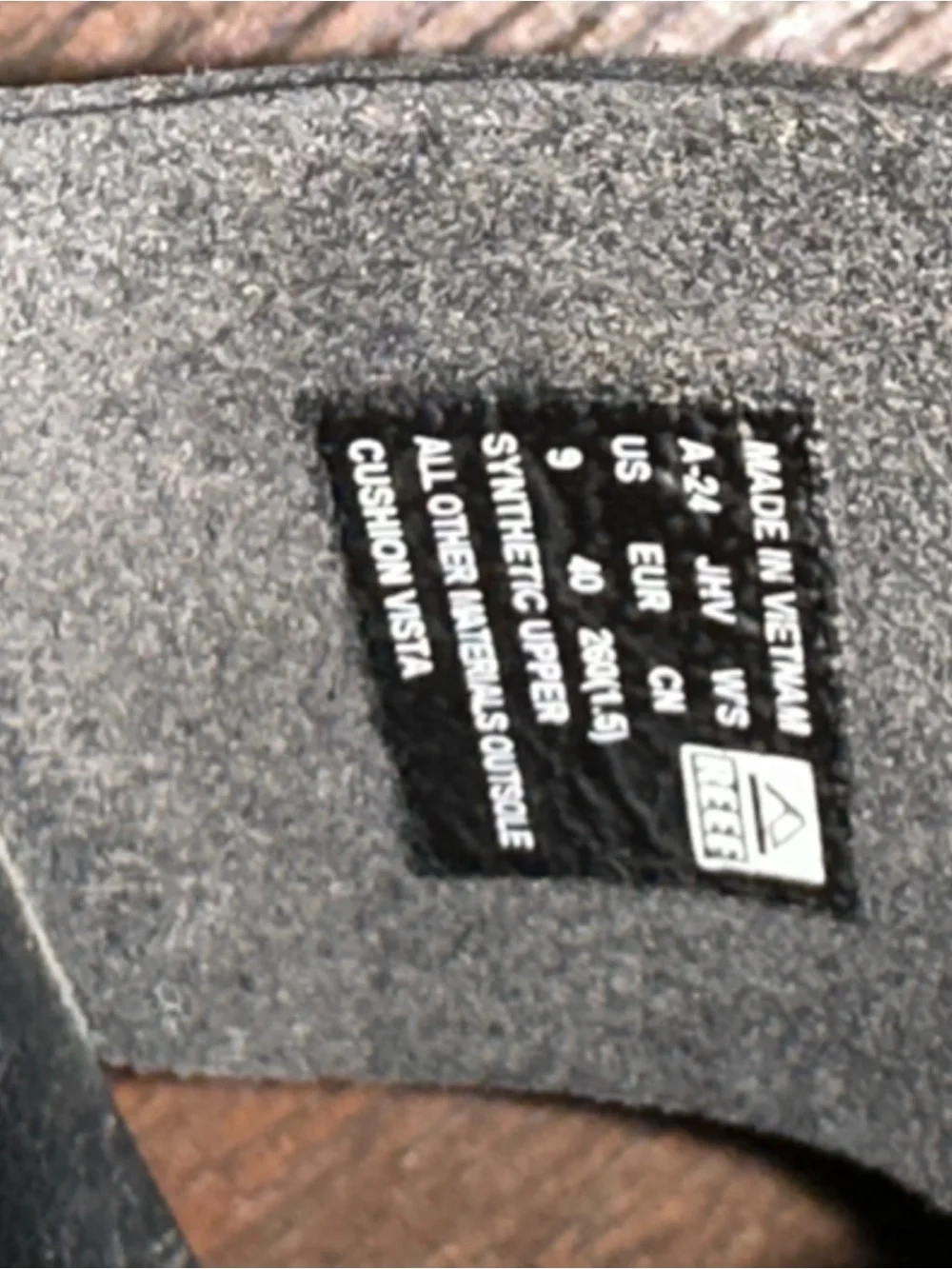 Reef black slide